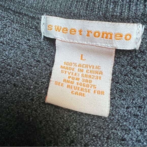 Sweet Romeo Crewneck Long Sleeve Sweater Charcoal Grey Large EUC - Picture 6 of 6